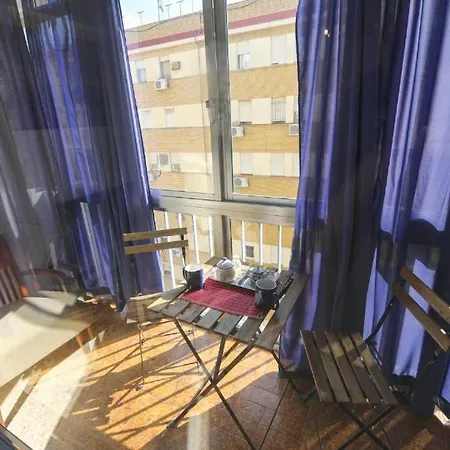 Apartment Rentalsevilla Bright In La Macarena